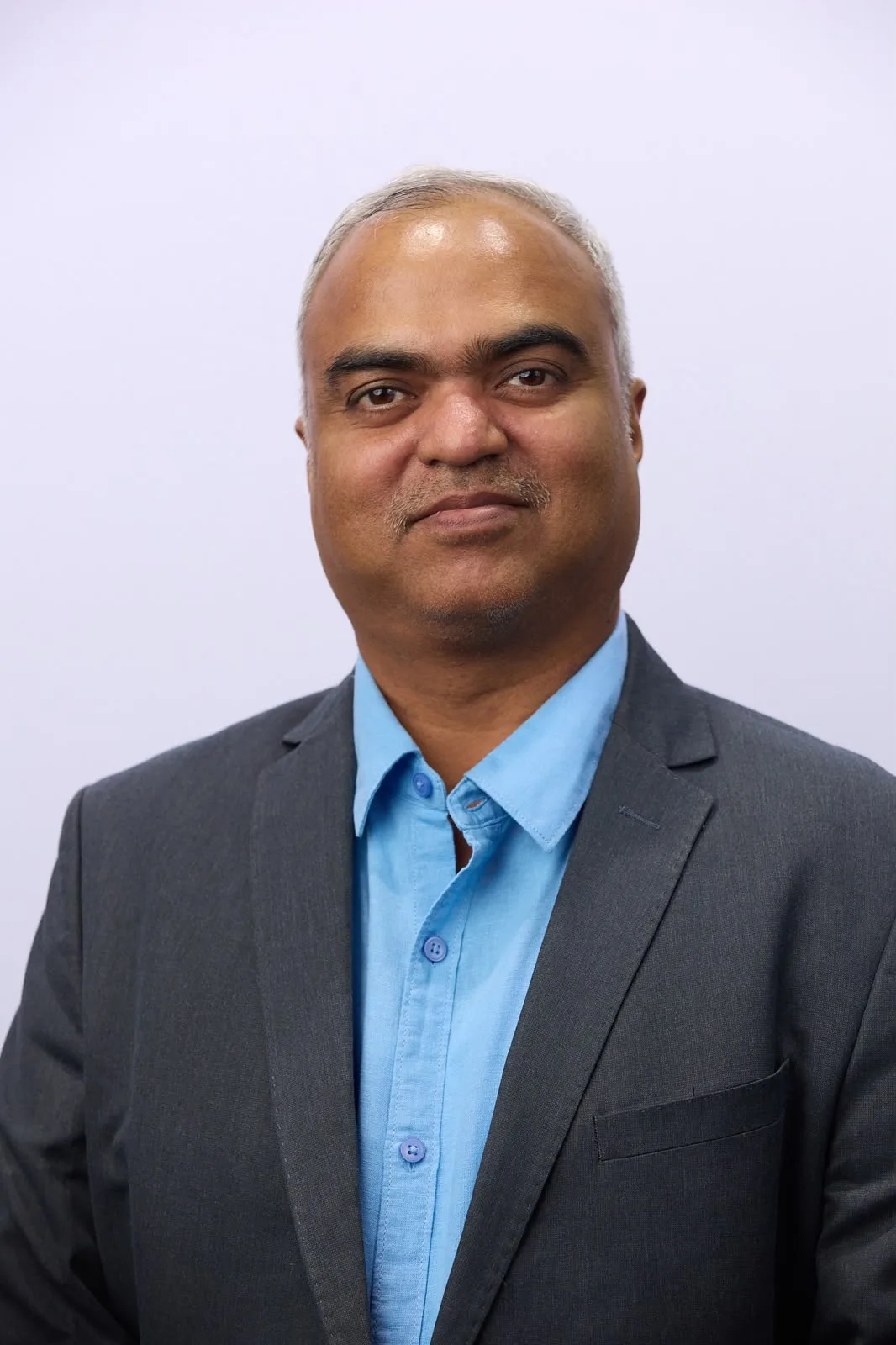 ವಿನಯ ಶಿರಹಟ್ಟಿಮಠ